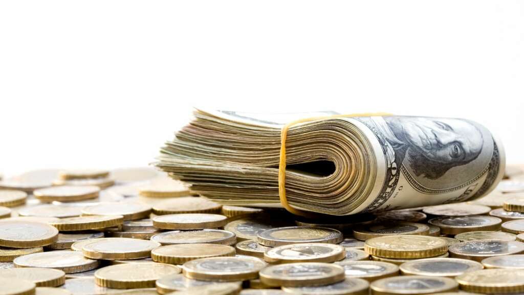 How does Whatsapp create income?