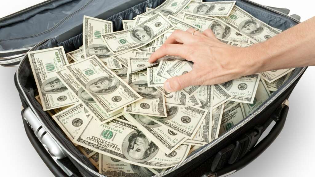 How much money does PewDiePie make