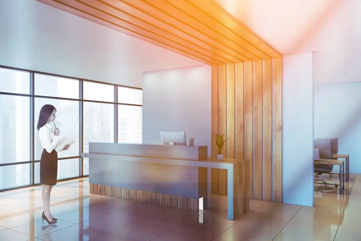 How can RTLS make the workplace smarter and safer?