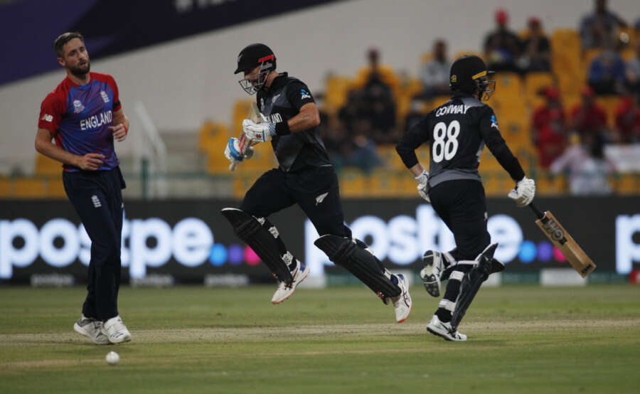Cricket-England&#8217;s inconsistent death bowling cost them, says Hussain
