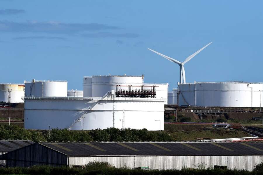 EU will consider making countries fill gas storage &#8211; energy chief