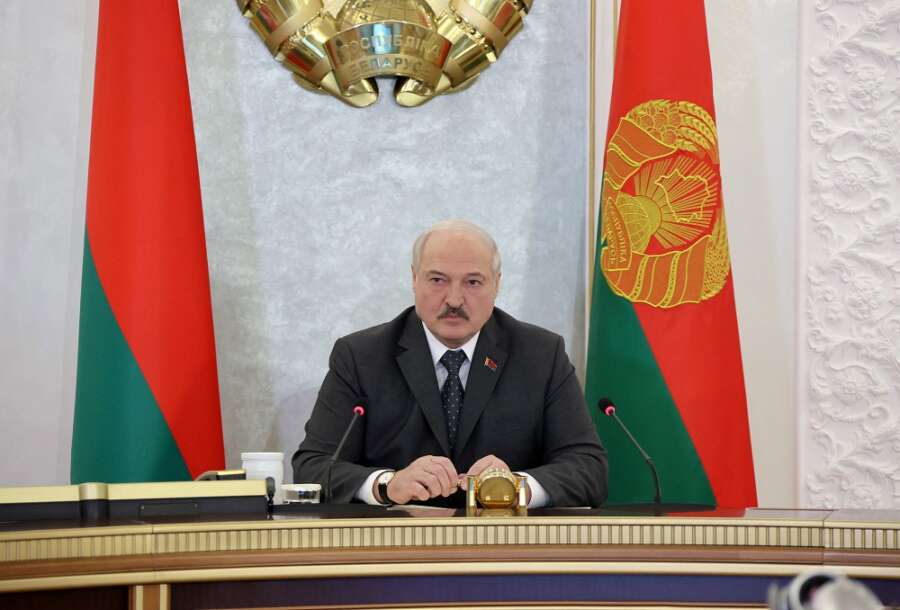 Putin says peace talks with Ukraine are at dead end, goads the West
