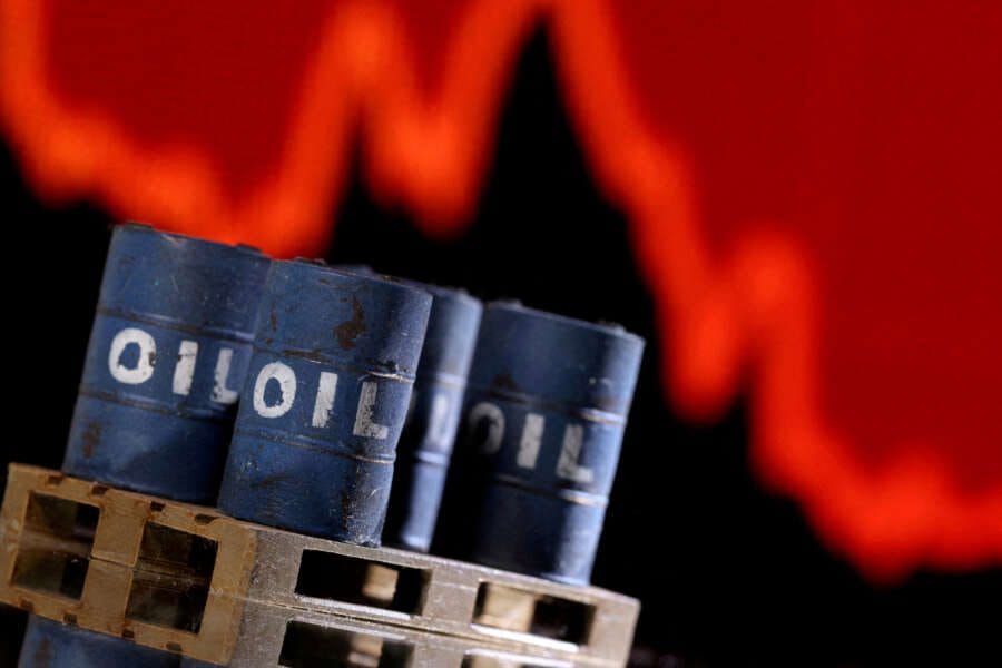 Explainer-The G7&#8217;s price cap on Russian oil begins to take shape