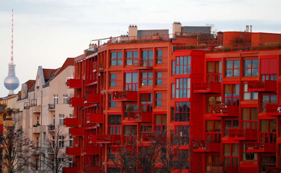 German residential property market faces risk of price drop &#8211; DIW study