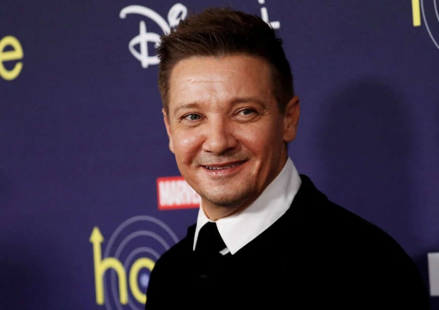 Jeremy Renner, Marvel&#8217;s Hawkeye, has surgery after snow plow accident