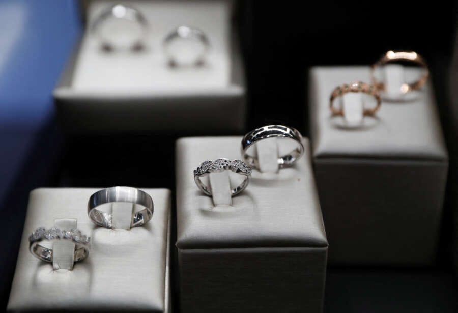 Hungary&#8217;s booming wedding market doused by soaring inflation