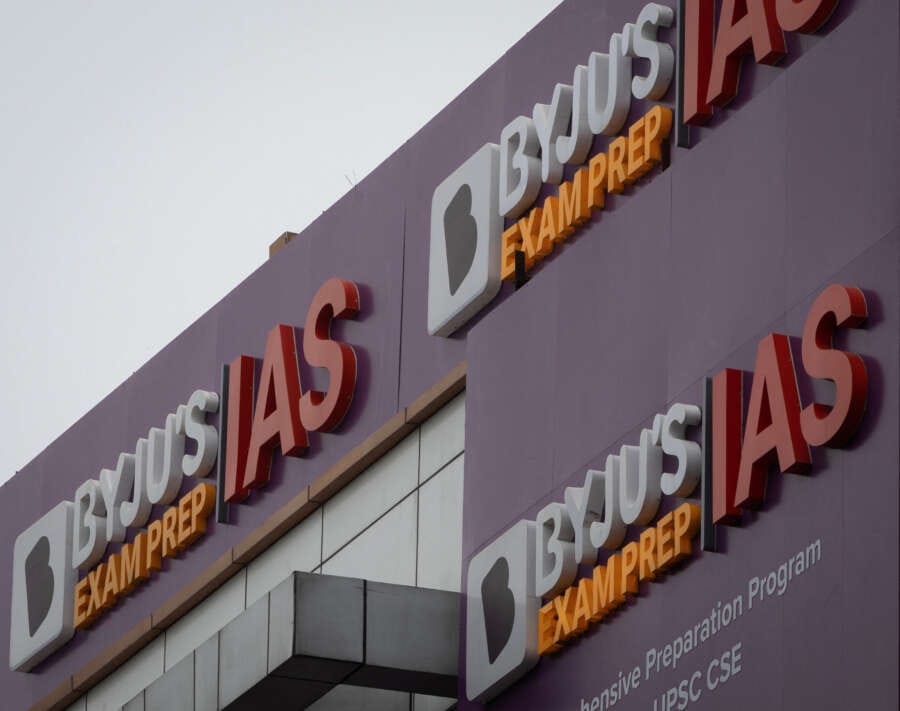 Explainer-Top Indian startup Byju&#8217;s battles auditor criticism, board exits
