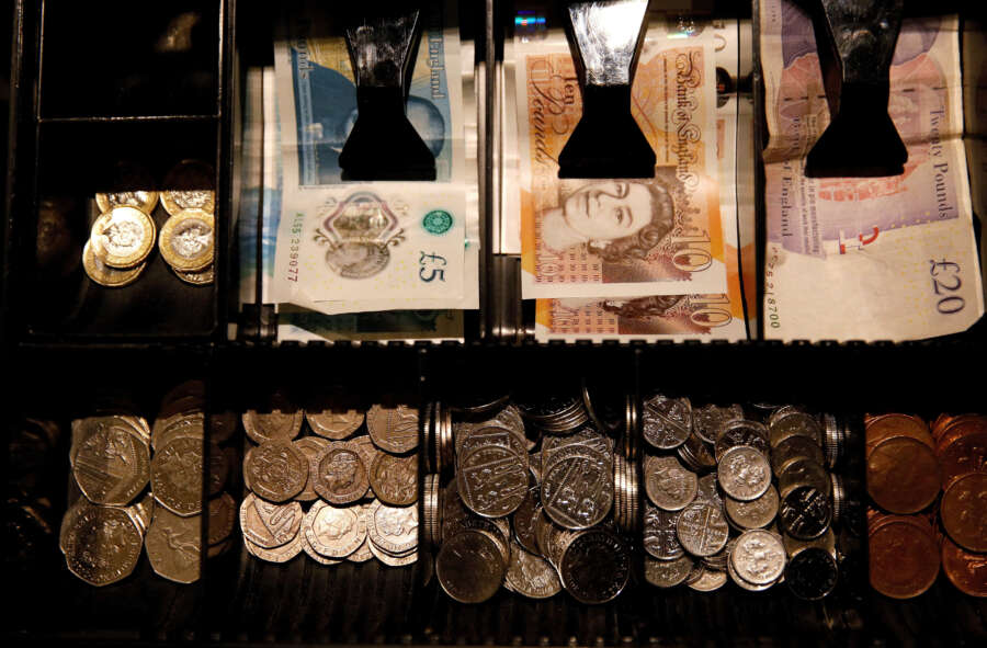 UK banks asked by lawmakers if they&#8217;re &#8216;exploiting&#8217; savers with low rates