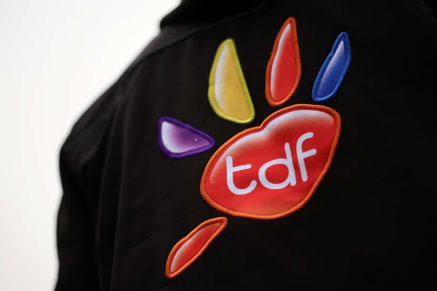 France&#8217;s TDF explores fibre unit sale for upwards of 1 billion euros – sources