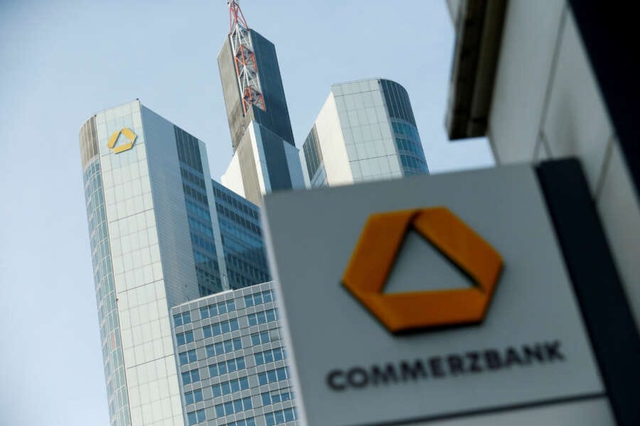 Commerzbank shares slump on outlook, despite 20% profit rise