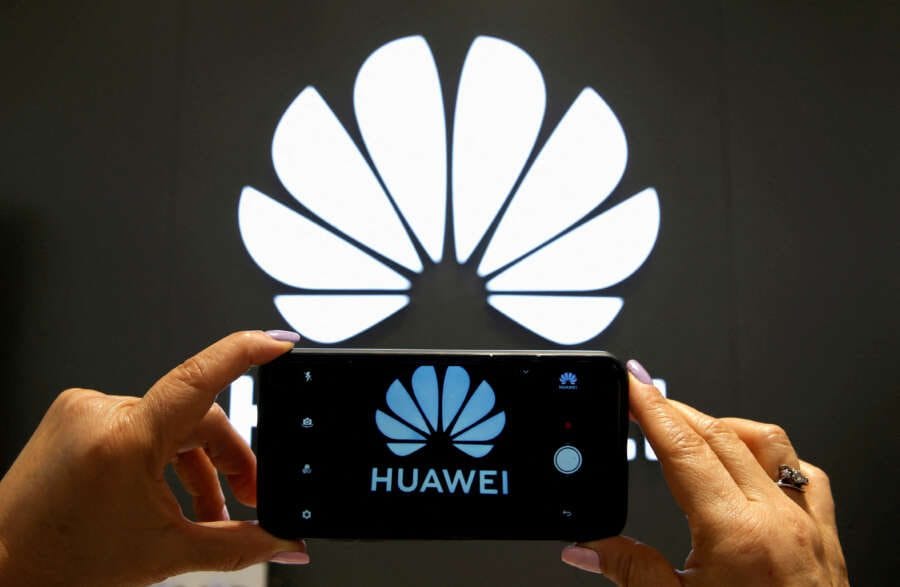 Huawei ban would cost German rail operator 400 million eur &#8211; Spiegel