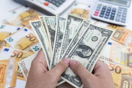 Dollar scales fresh peaks as Fed cut bets recede