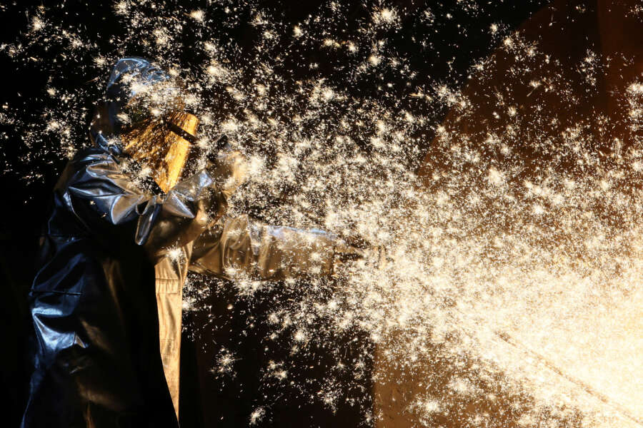 German industrial output falls more than expected in December