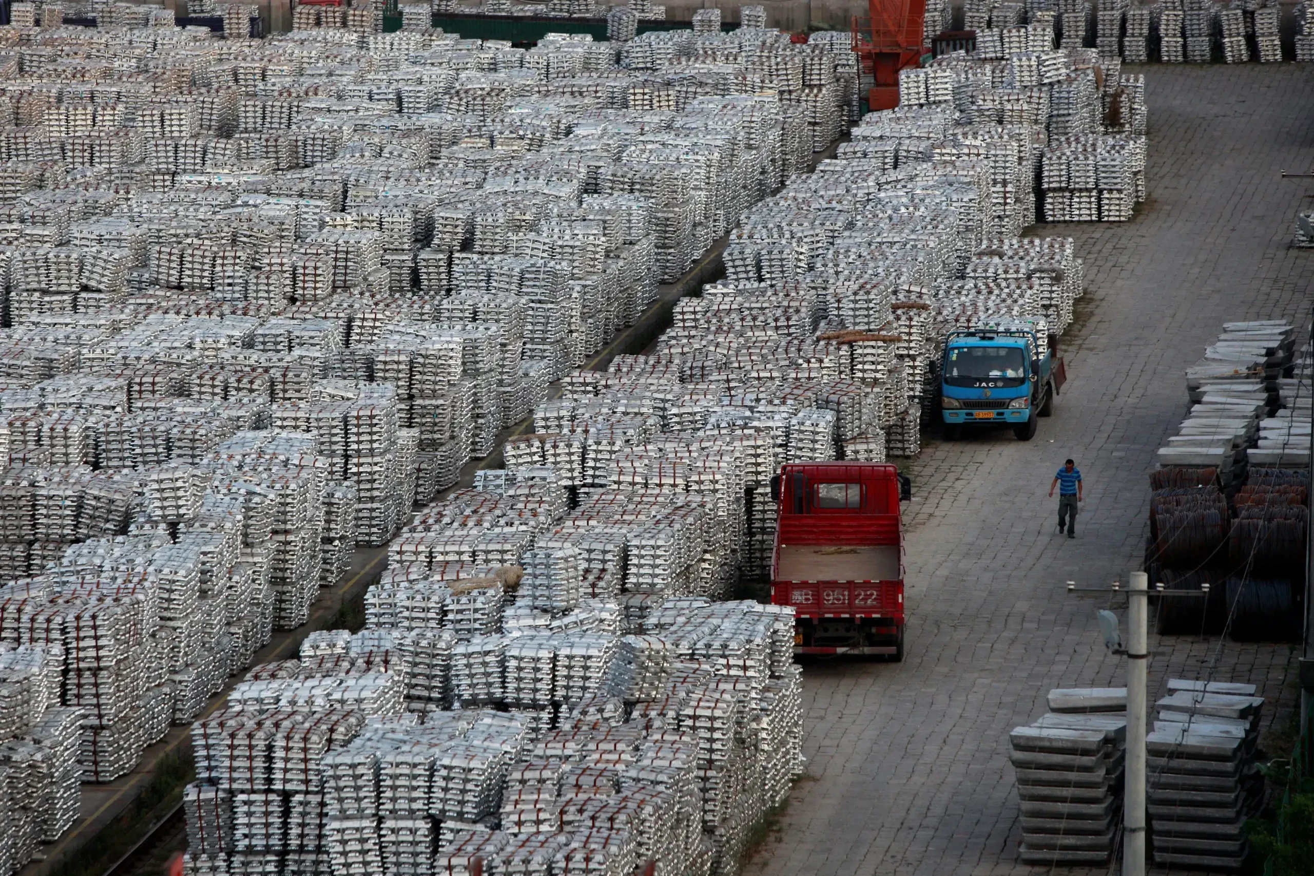 China&#8217;s push for greener aluminium hit by erratic rains, power cuts