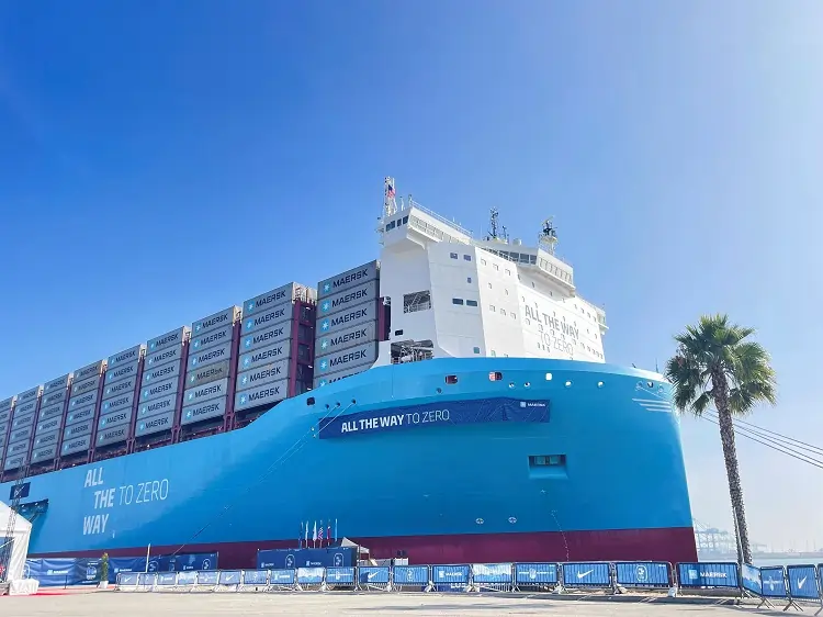 Maersk says ocean shipping&#8217;s zero-emissions push needs government support