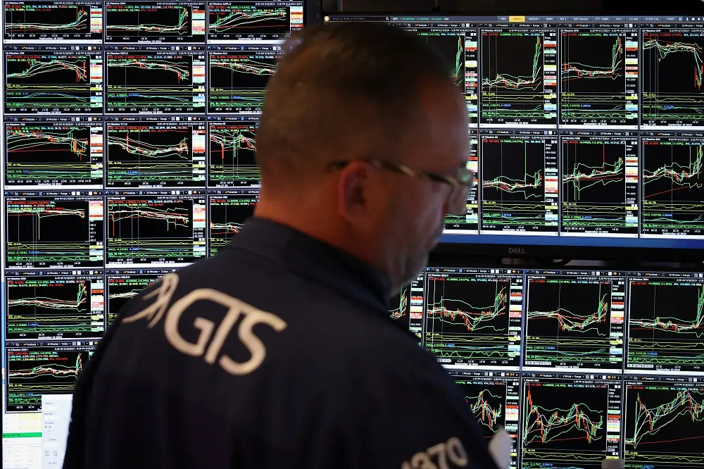 Fed rate cut glow spreads to Wall Street, jobs data helps