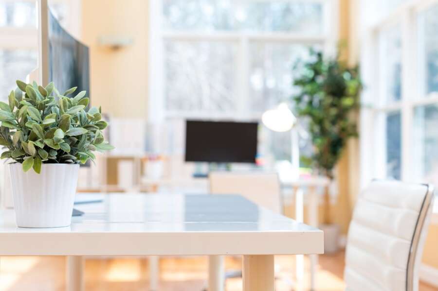 New study reveals 3 in 10 employees are worried about office cleanliness levels