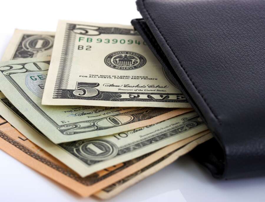 Only 57% of employees always check their payslips