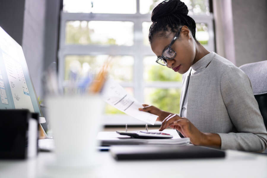 UK accountant jobs back on track after end-of-year lull, with vacancies in financial services overtaking accountancy sector for first time &#8211; new report
