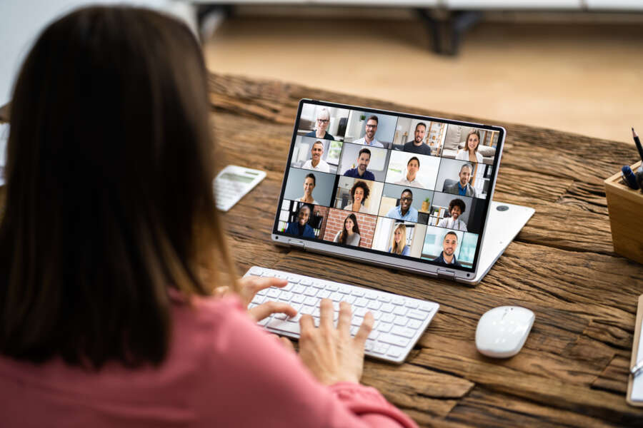 The Perfect Blend – Managing a Hybrid Team