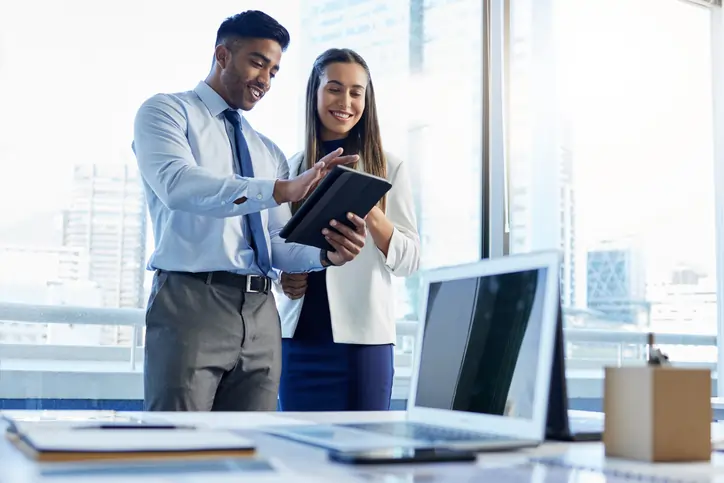 Tips for effective business communication on social media