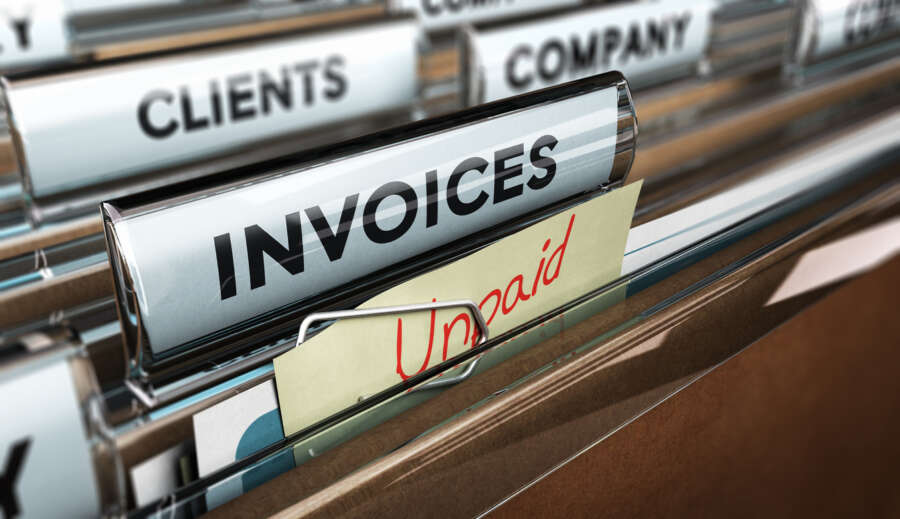 Four signs your customers are not going to pay you on time