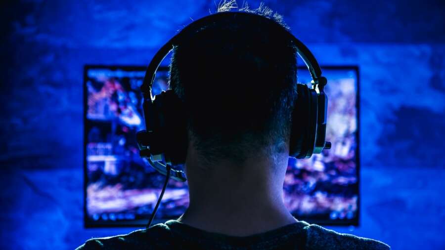 Good at playing video games? You might also make a good leader