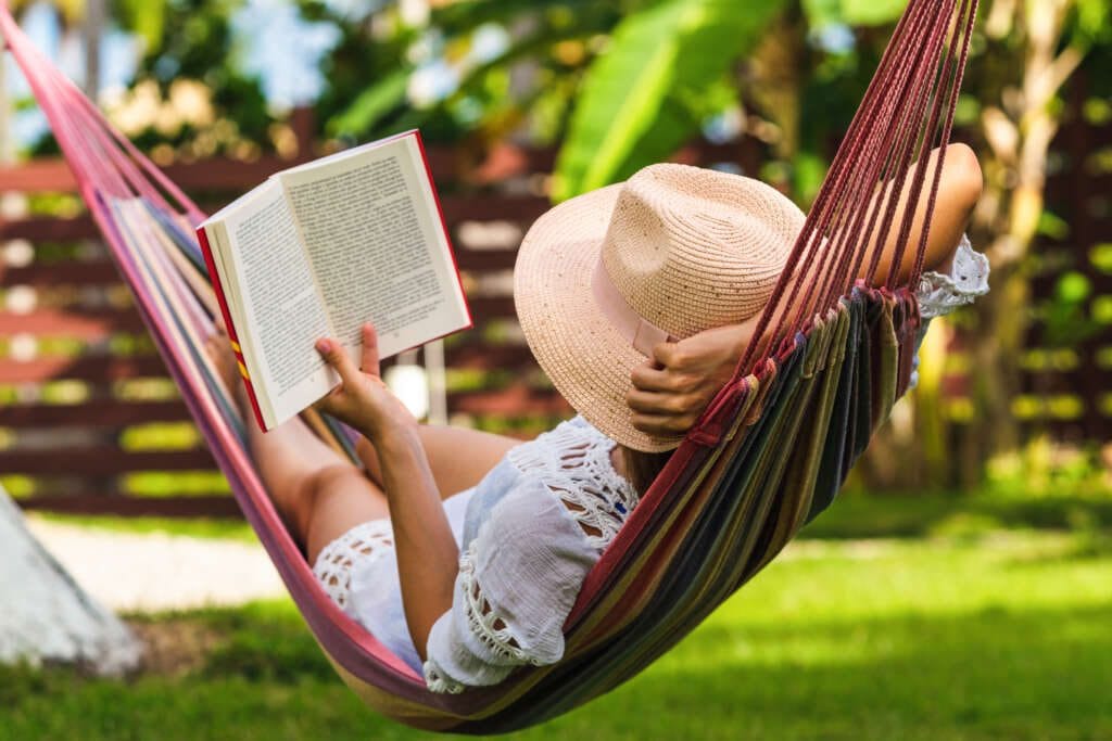 A Guide for Creative Renters: How to Set Up an Outdoor Space That Reflects Your Personality