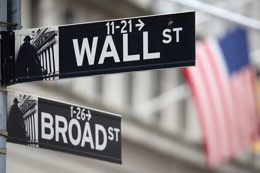 Markets start big month on cautious footing as US jobs data looms