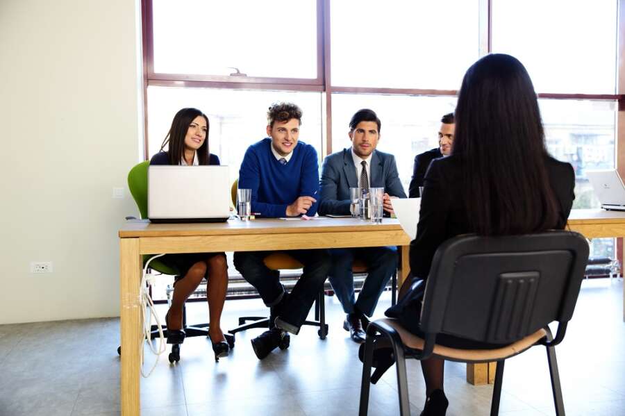 Best Questions to Ask During a Hybrid Work Interview