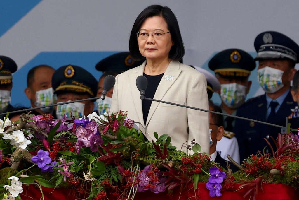 Analysis-Fearing war in Xi&#8217;s next term, Taiwan bolsters defences