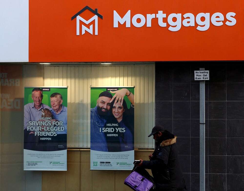 Britain&#8217;s financial system under stress amid market turmoil -analysts