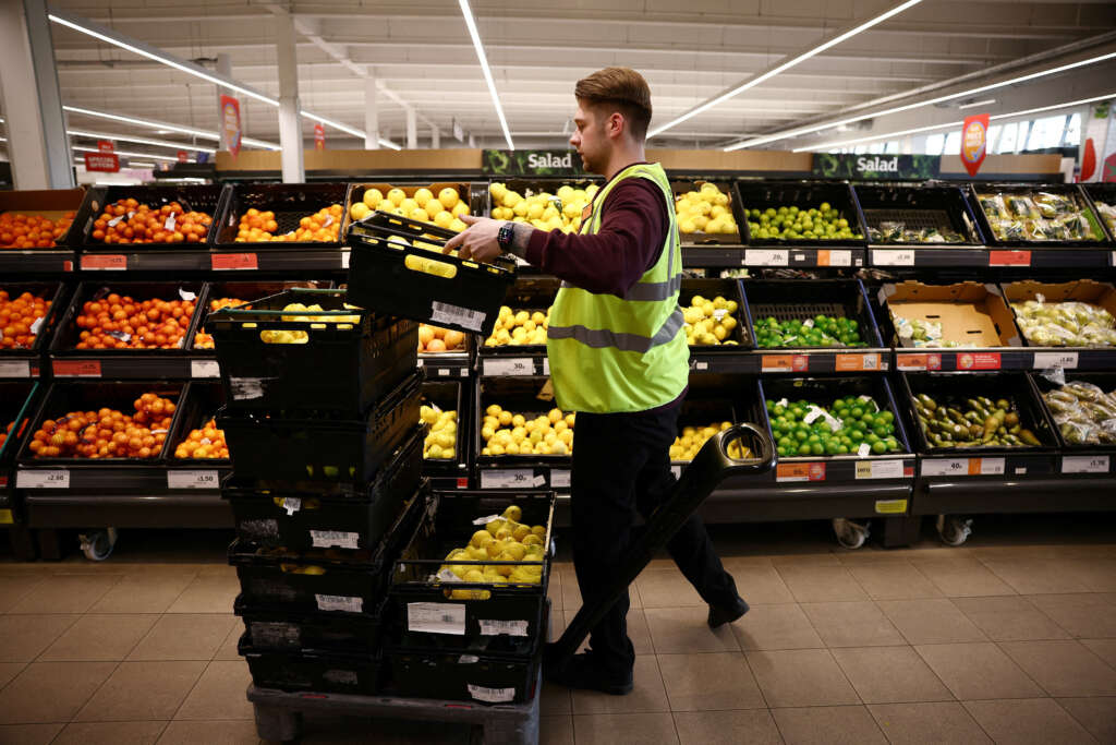 Inflation drives Britain&#8217;s record Christmas grocery sales
