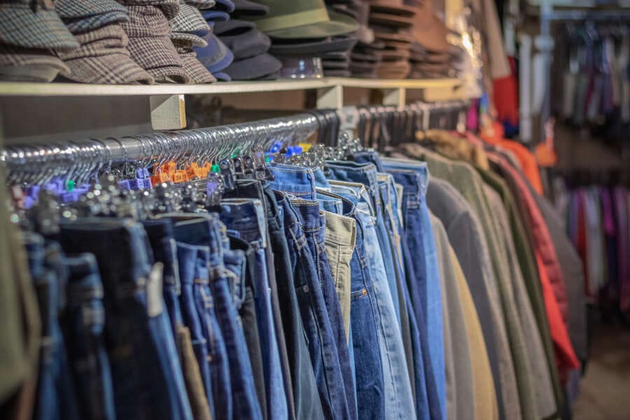 Secondhand Shopping is HOT. So are fakes.
