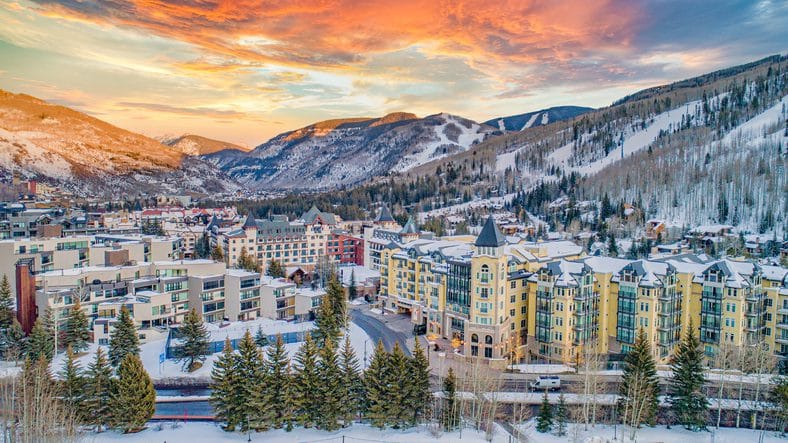 Eco-luxury winter escapes: the world´s top sustainable ski resorts for 2023