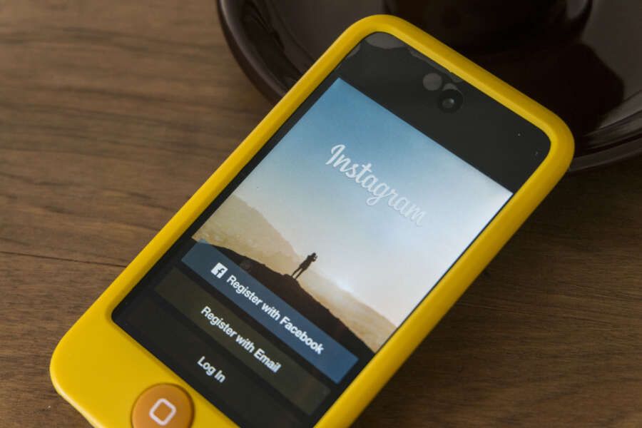Attract Customers to Your Online Boutique Using Instagram