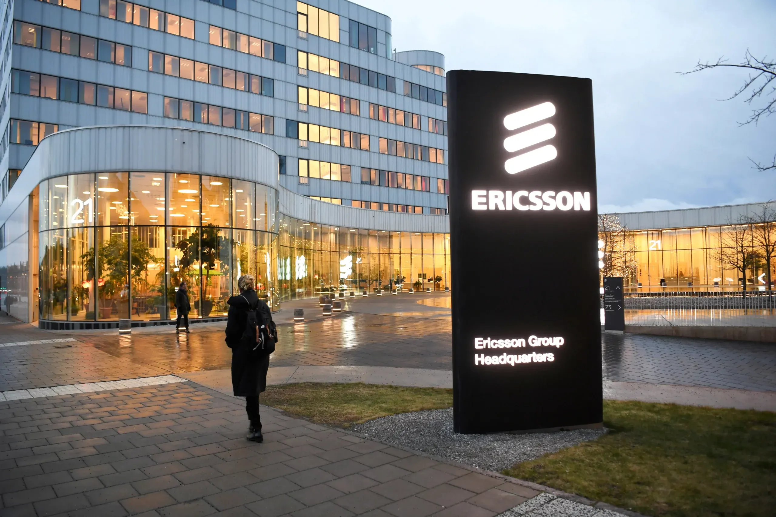 Ericsson&#8217;s Q1 profit grows unexpectedly, eyes stabilisation of sales in H2