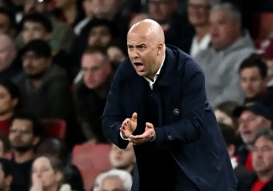 Soccer-Liverpool boss Slot expecting different game against Brighton