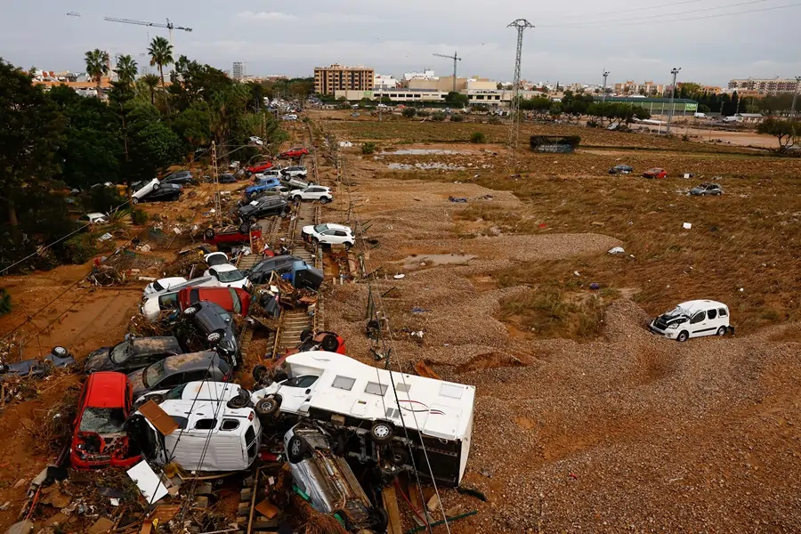 Early action can mitigate flood destruction, UN climate agency says