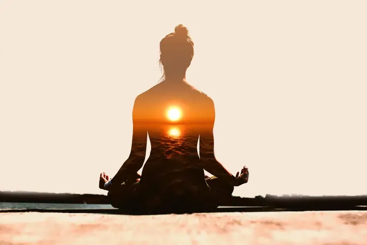What Does Your Heart Chakra Have to Do With A Youthful Glow? Loa Blasucci Explains