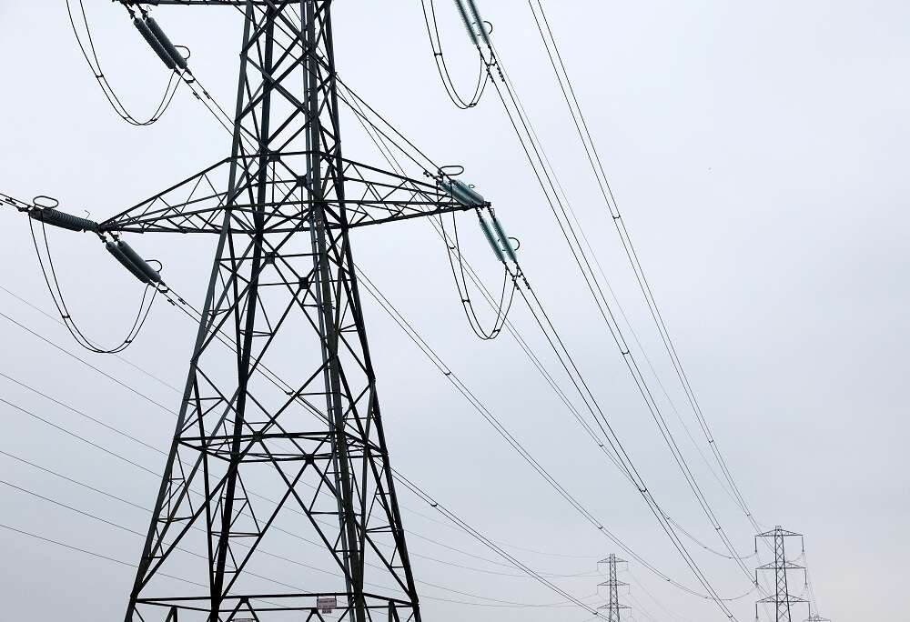 New UK PM must be radical to stop power bill catastrophe &#8211; think tank