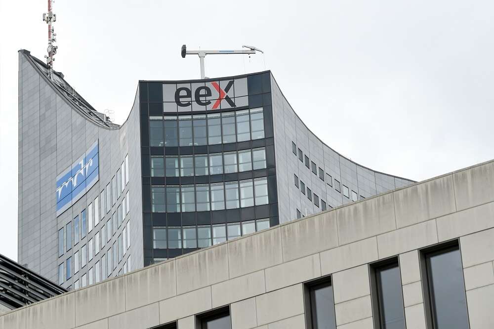 EEX markets to remain open as power prices soar &#8211; statement