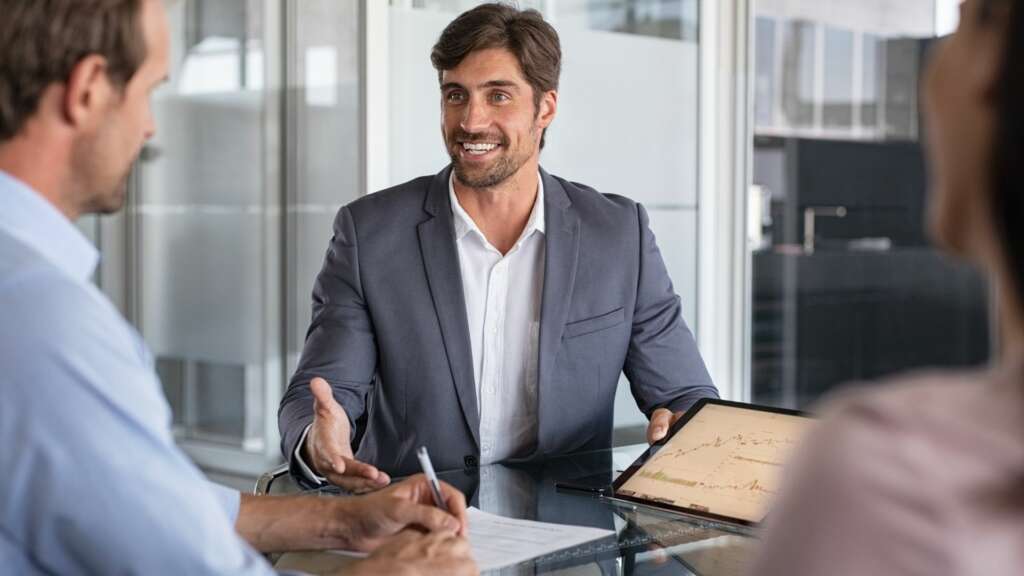 Tips For Hiring a Financial Consultant