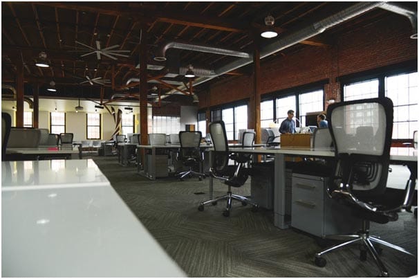 Tips for Moving Office: How to Use Packing Boxes Efficiently-1