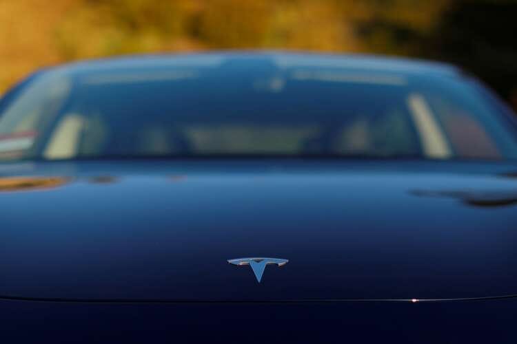 Analysis: When do electric vehicles become cleaner than gasoline cars?