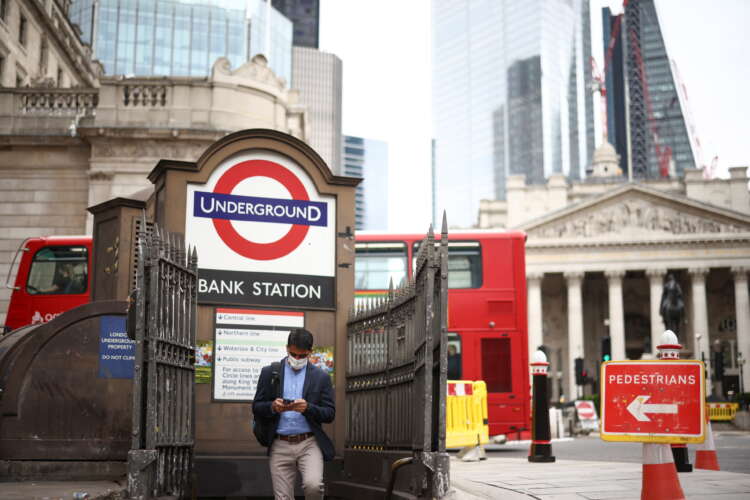 UK growth slows sharply in July as COVID &#8216;pingdemic&#8217; hits
