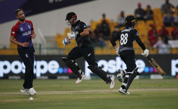 Cricket-England&#8217;s inconsistent death bowling cost them, says Hussain
