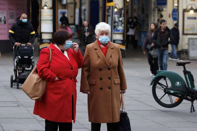 UK reduces COVID-19 self-isolation to 7 days for most in England