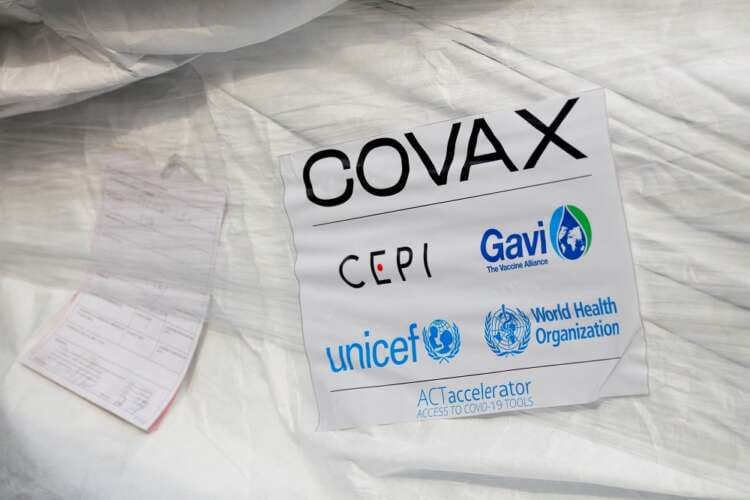 Exclusive-Short AstraZeneca shelf life complicates COVID vaccine rollout to world&#8217;s poorest