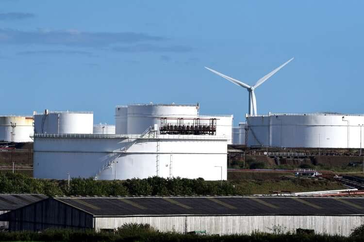 EU will consider making countries fill gas storage &#8211; energy chief